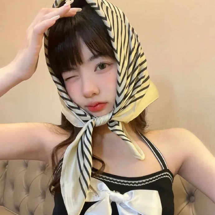 夏日午后的初缠爱恋